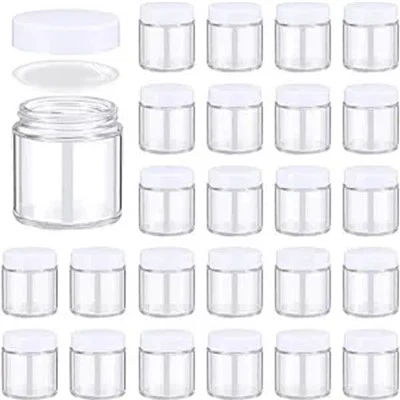 白い化粧品の瓶